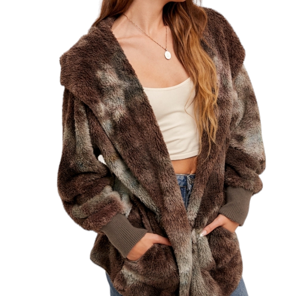 Women’s Tie Dye Plush Hoodie Cardigan NWT. Super Warm and Soft Beautiful